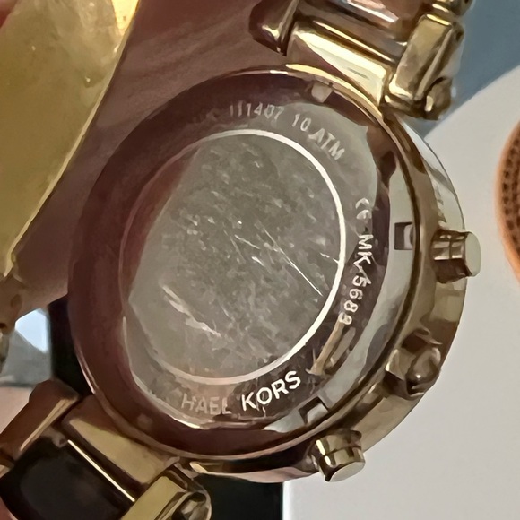 Michael Kors Parker Gold tone Tortoise watch - Picture 2 of 4